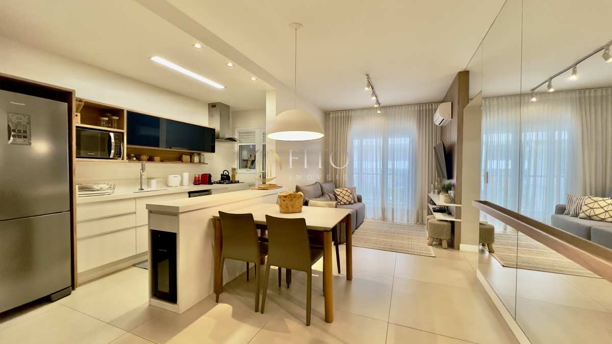 Apartamento à venda em Florianópolis, Jurerê, com 2 quartos, 85m²