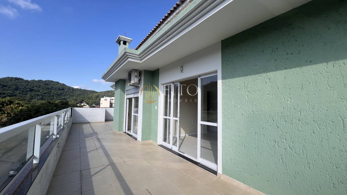 Cobertura à venda em Florianópolis, Jurerê, com 3 quartos, 126m²